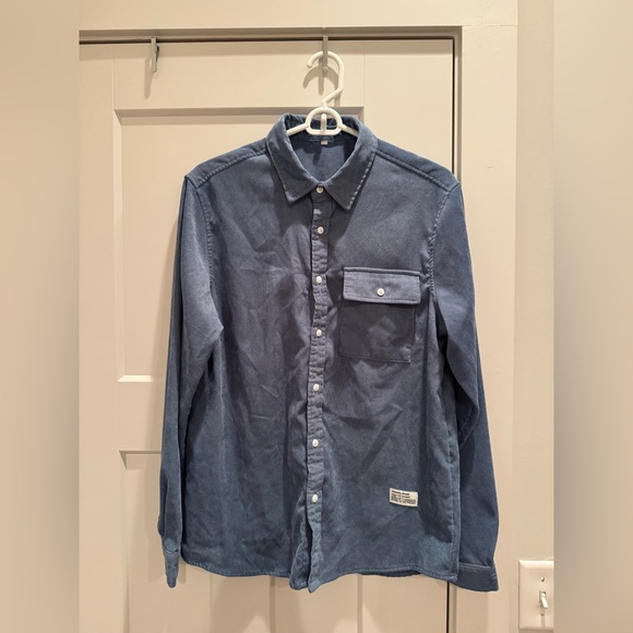 Other - Men's Blue Button up Flannel Shirt